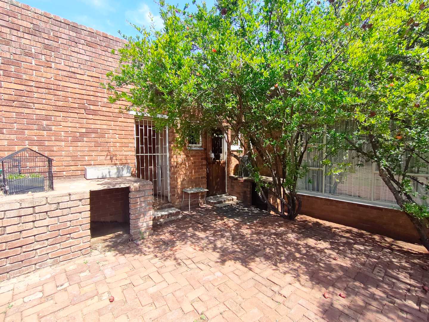 4 Bedroom Property for Sale in Langenhovenpark Free State